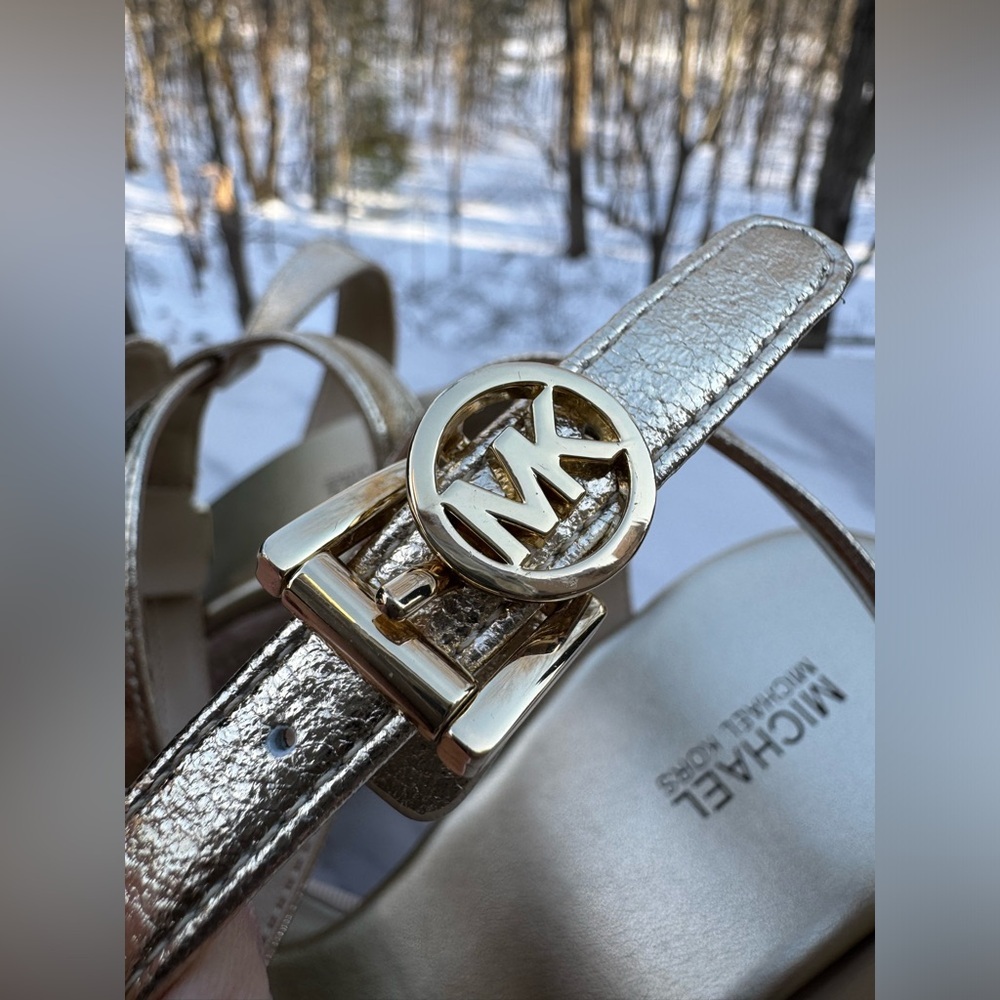 Michael Kors Larissa Logo Espadrille Wedge Sandals Cream Gold Size 9.5 - Picture 7 of 11